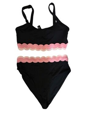 Beach Riot Black Bikini with Pale Pink Scallop Trim